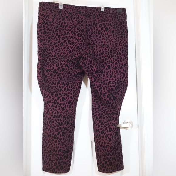 NWT Plus size Jordache midrise skinny pant - Picture 5 of 8